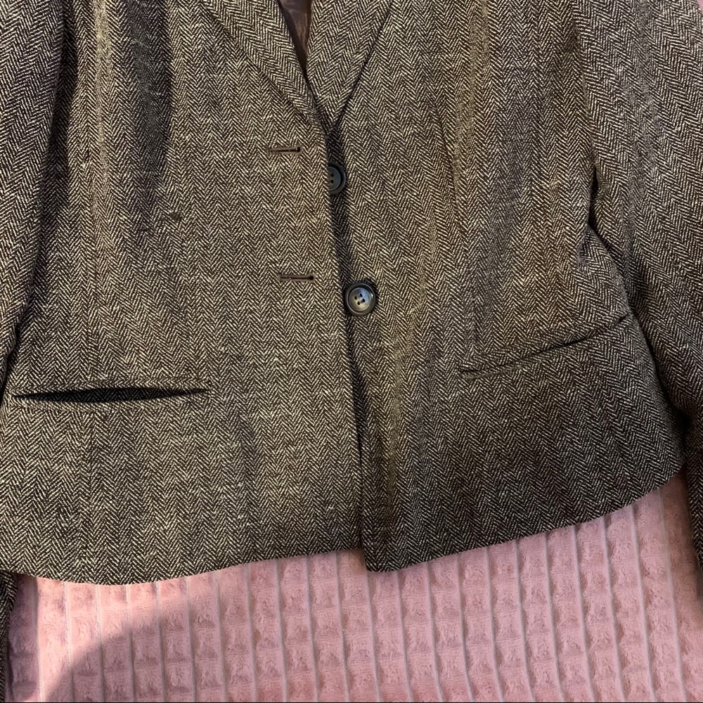 Blazer - Picture 6 of 8